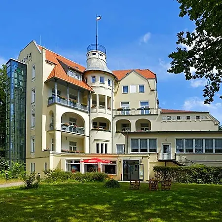 Waldschloss Parow 3*