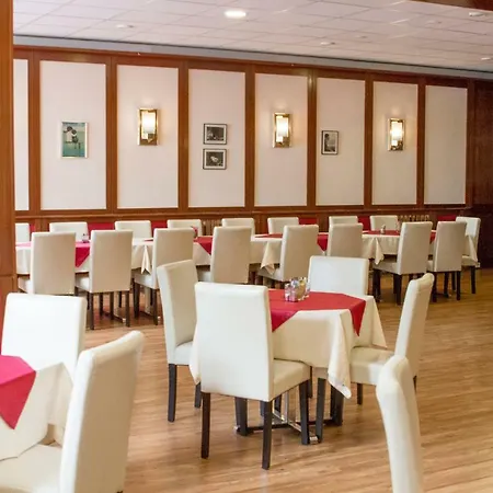 Waldschloss Parow Otel Koserow