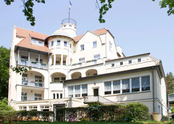 Отель Waldschloss Parow Козеров